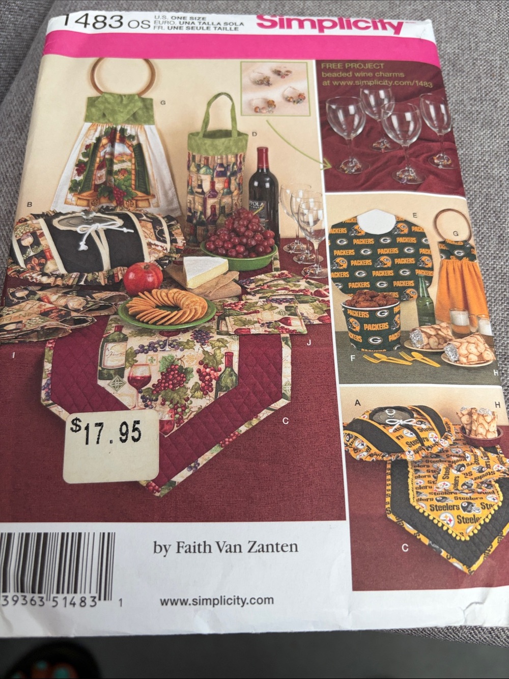 Simplicity Burgundy and Green Tabletop Sewing Pattern Set